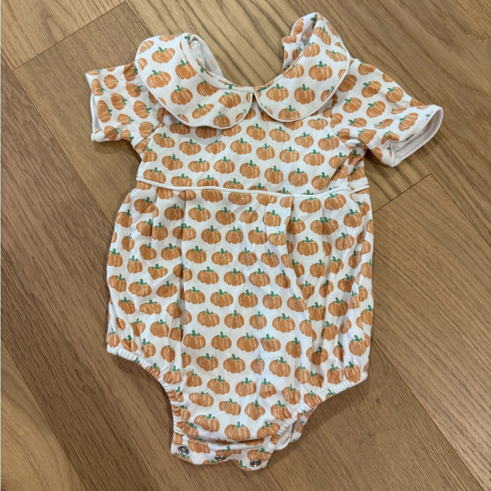 Lila and Hayes Palmer Boys Bubble Harvest Pumpkin